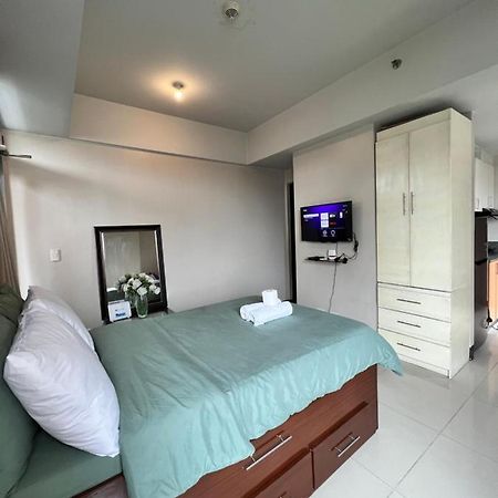 Manhattan Heights Tower D Aparthotel Манила Екстериор снимка