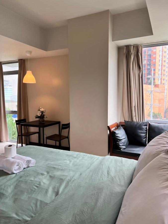 Manhattan Heights Tower D Aparthotel Манила Екстериор снимка