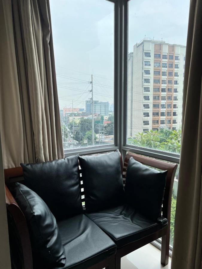 Manhattan Heights Tower D Aparthotel Манила Екстериор снимка